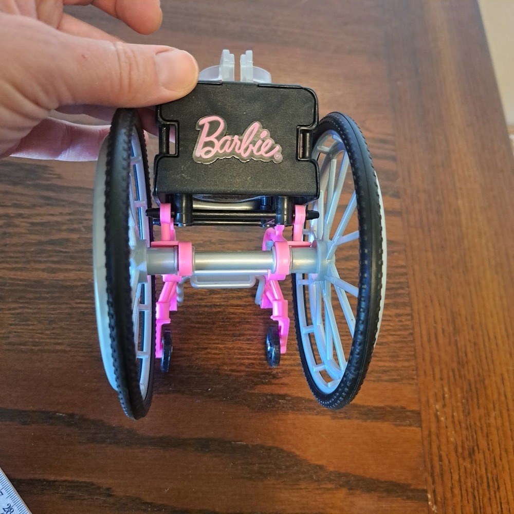 Mattel Barbie Doll Wheelchair Accessory Pink Black Silver GRB93 2018